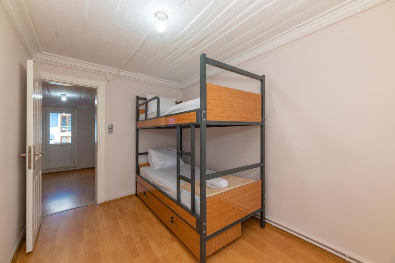 Taksim Wooden House Hostel 이스탄불 외부 사진