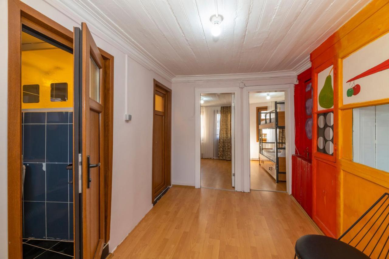 Taksim Wooden House Hostel 이스탄불 외부 사진