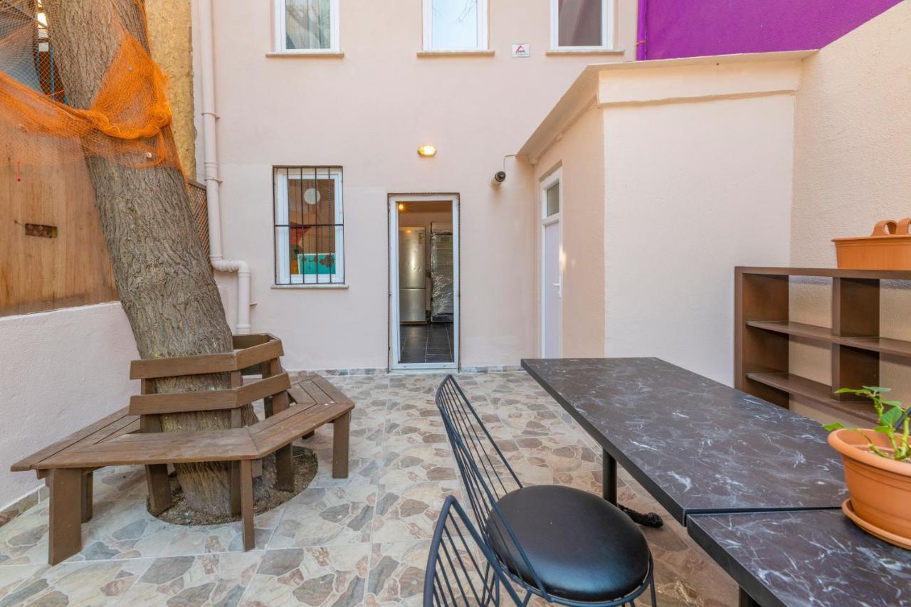 Taksim Wooden House Hostel 이스탄불 외부 사진