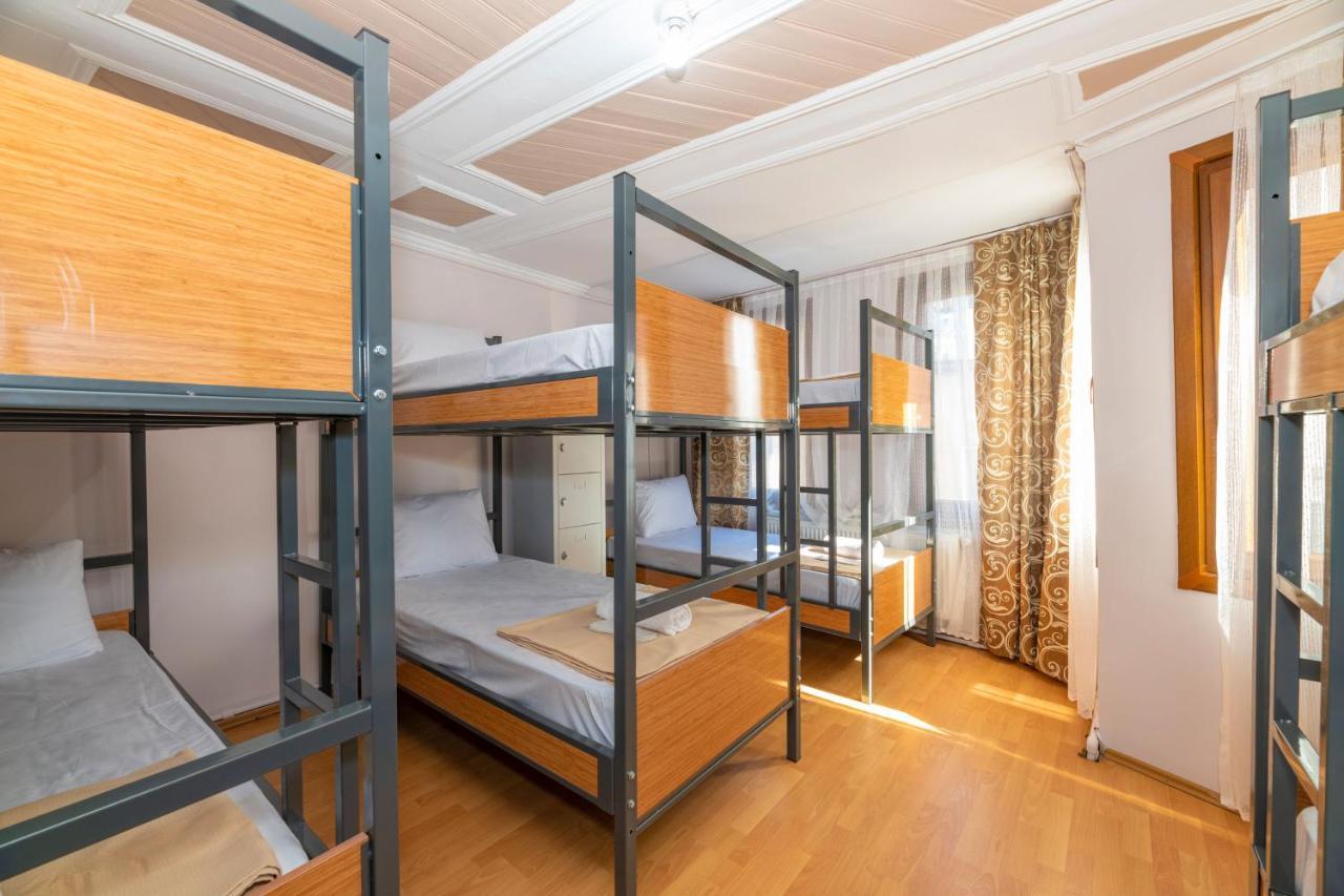 Taksim Wooden House Hostel 이스탄불 외부 사진