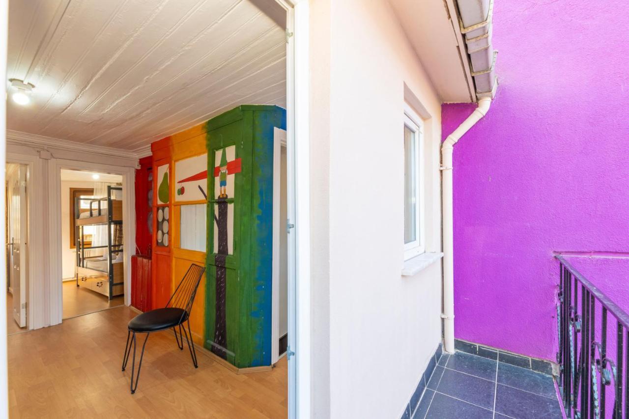Taksim Wooden House Hostel 이스탄불 외부 사진